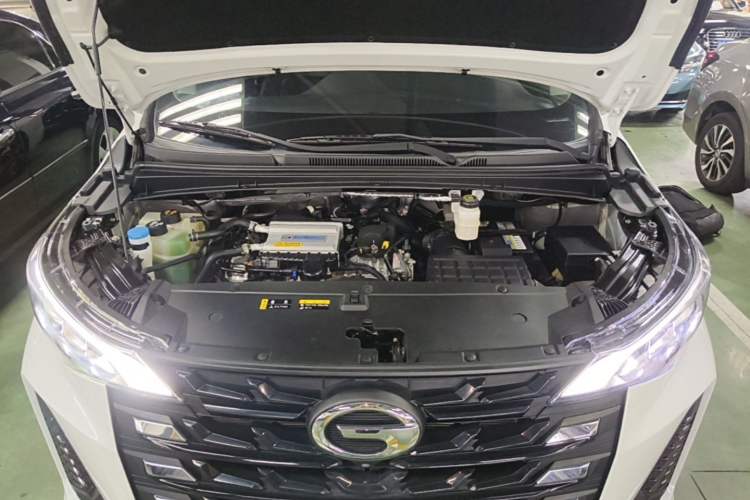 Used GAC Trumpchi M6 2023 PRO 270T DCT Luxury Edition Engine Bay