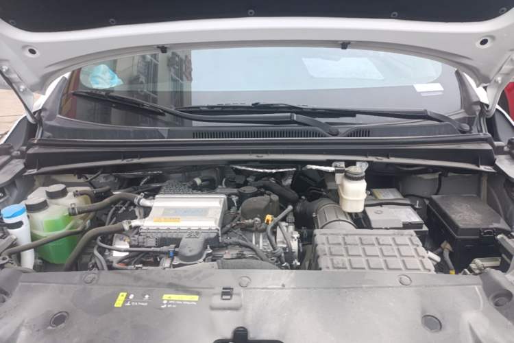 Used GAC Trumpchi M6 2023 PRO 270T DCT Luxury Edition Engine Bay