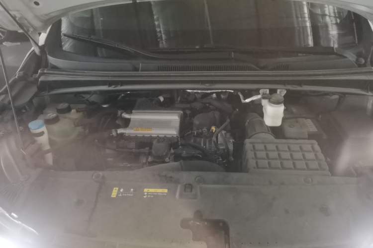Used GAC Trumpchi M6 2023 PRO 270T DCT Luxury Edition Engine Bay
