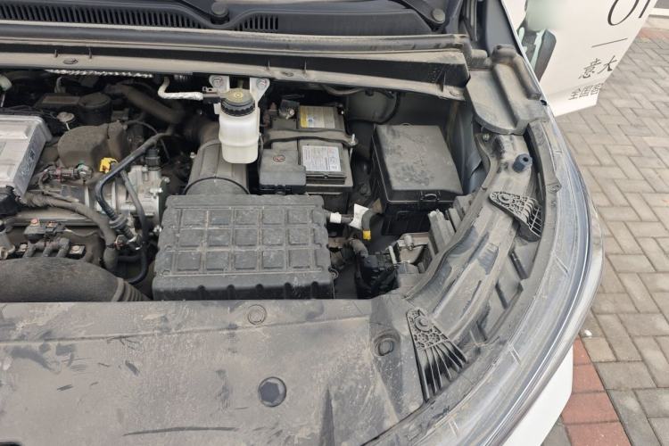 Used GAC Trumpchi M6 2023 PRO 270T DCT Luxury Edition Engine Bay Left