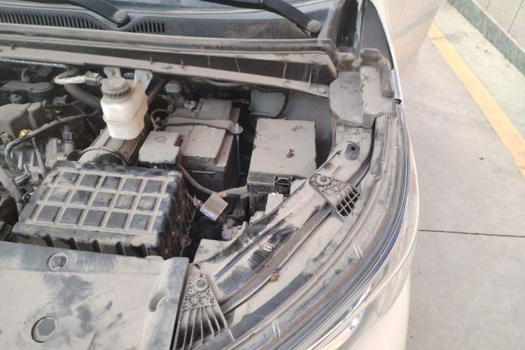 Used GAC Trumpchi M6 2023 PRO 270T DCT Elite Edition Engine Bay Left