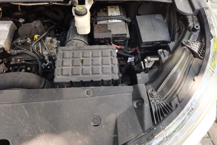 Used GAC Trumpchi M6 2023 PRO 270T DCT Elite Edition Engine Bay Left