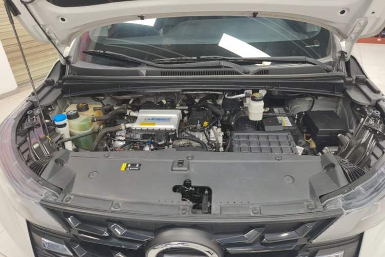 Used GAC Trumpchi M6 2023 PRO 270T DCT Luxury Edition Engine Bay