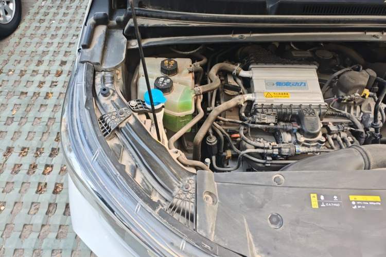 Used GAC Trumpchi M6 2023 PRO 270T DCT Elite Edition Engine Bay Right
