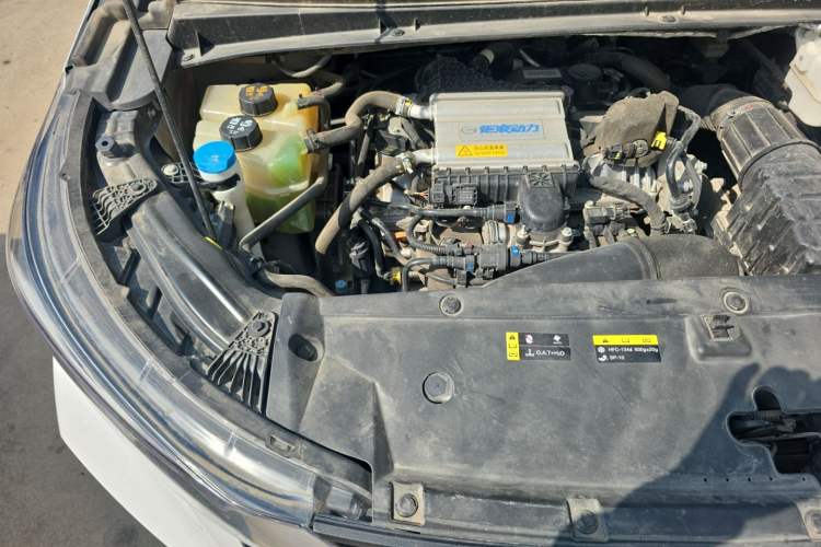 Used GAC Trumpchi M6 2023 PRO 270T DCT Luxury Edition Engine Bay Right