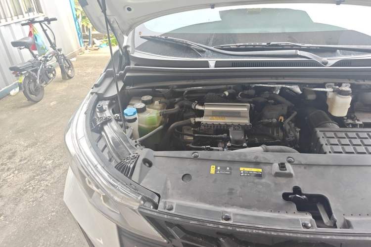 Used GAC Trumpchi M6 2023 PRO 270T DCT Luxury Edition Engine Bay Right