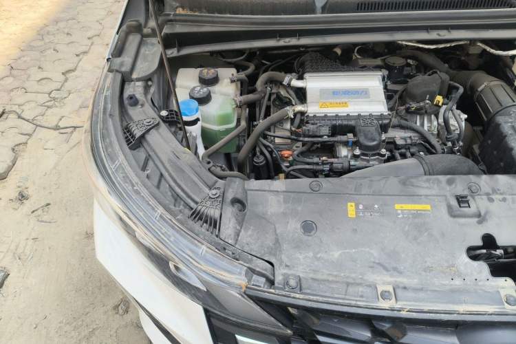 Used GAC Trumpchi M6 2023 PRO 270T DCT Luxury Edition Engine Bay Right