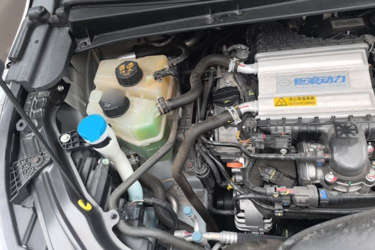 Used GAC Trumpchi M6 2023 PRO 270T DCT Luxury Edition Engine Bay Right