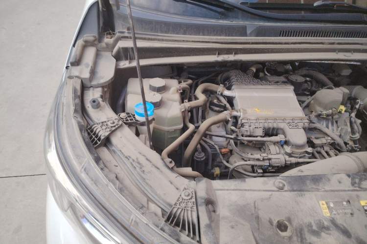 Used GAC Trumpchi M6 2023 PRO 270T DCT Elite Edition Engine Bay Right