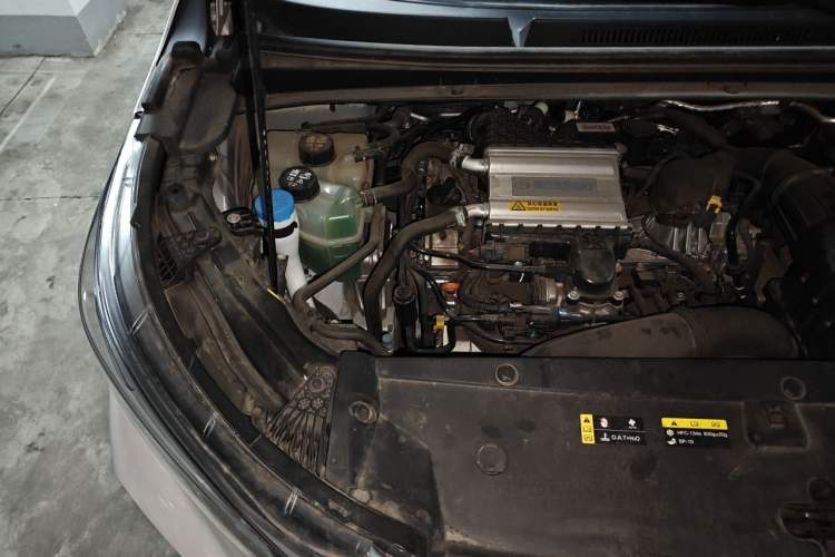 Used GAC Trumpchi M6 2023 PRO 270T DCT Elite Edition Engine Bay Right