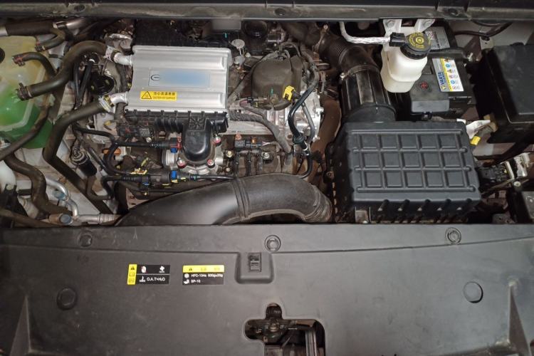 Used GAC Trumpchi M6 2023 PRO 270T DCT Elite Edition Engine Bay