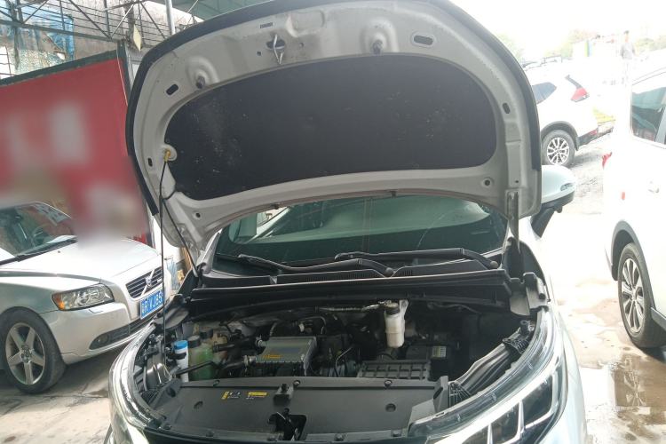 Used GAC Trumpchi M6 2023 PRO 270T DCT Luxury Edition Engine Bay