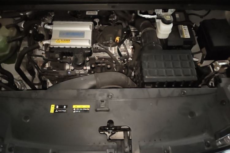 Used GAC Trumpchi M6 2023 PRO 270T DCT Luxury Edition Engine Bay