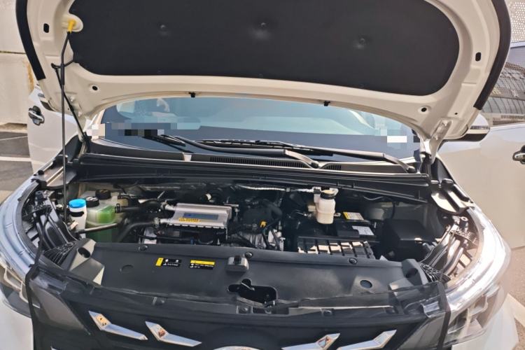Used GAC Trumpchi M6 2023 PRO 270T DCT Luxury Edition Engine Bay