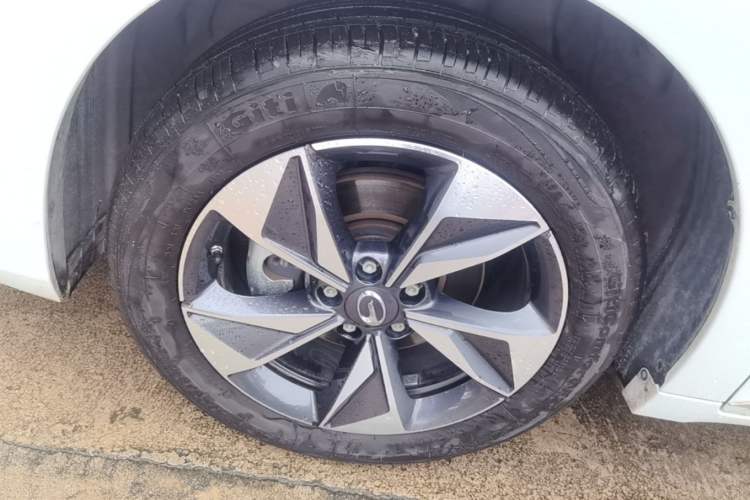 Used GAC Trumpchi M6 2023 PRO 270T DCT Luxury Edition Exterior 2
