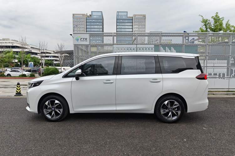 Used GAC Trumpchi M6 2023 PRO 270T DCT Luxury Edition Exterior 3