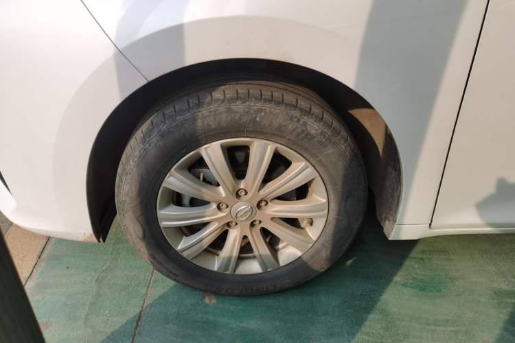 Used GAC Trumpchi M6 2023 PRO 270T DCT Elite Edition Exterior 4