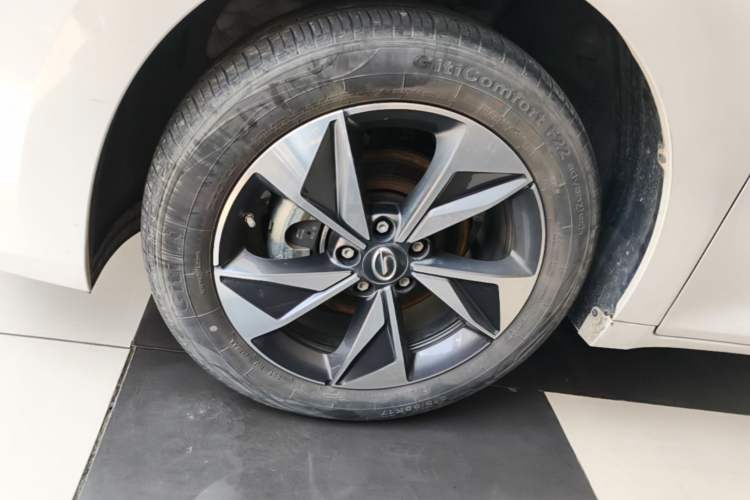 Used GAC Trumpchi M6 2023 PRO 270T DCT Luxury Edition Exterior 4