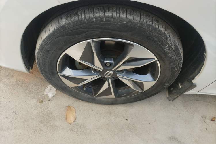 Used GAC Trumpchi M6 2023 PRO 270T DCT Luxury Edition Exterior 4