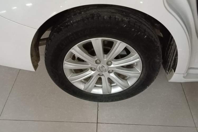 Used GAC Trumpchi M6 2023 PRO 270T DCT Elite Edition Exterior 5