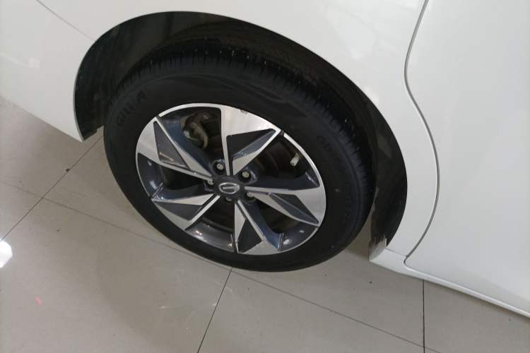Used GAC Trumpchi M6 2023 PRO 270T DCT Luxury Edition Exterior 5