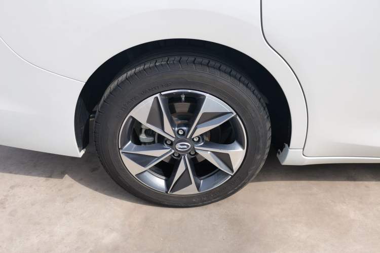 Used GAC Trumpchi M6 2023 PRO 270T DCT Luxury Edition Exterior 5