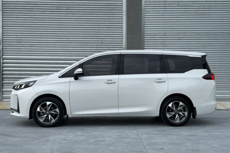 Used GAC Trumpchi M6 2023 PRO 270T DCT Luxury Edition Exterior 5