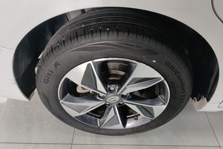 Used GAC Trumpchi M6 2023 PRO 270T DCT Luxury Edition Exterior 5