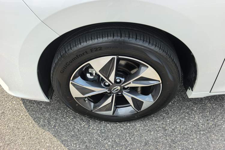 Used GAC Trumpchi M6 2023 PRO 270T DCT Luxury Edition Exterior 8
