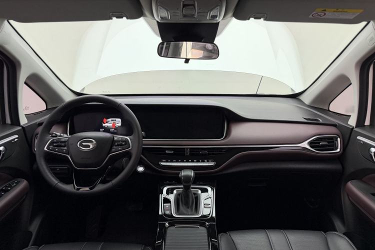 Used GAC Trumpchi M6 2023 PRO 270T DCT Luxury Edition Exterior 9