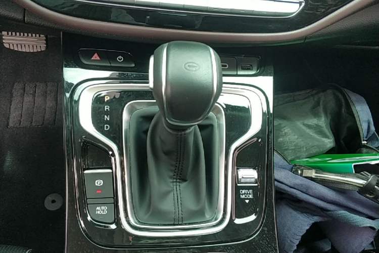 Used GAC Trumpchi M6 2023 PRO 270T DCT Luxury Edition Gear Lever