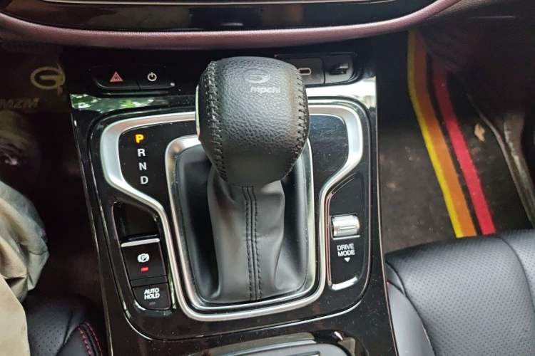Used GAC Trumpchi M6 2023 PRO 270T DCT Elite Edition Gear Lever