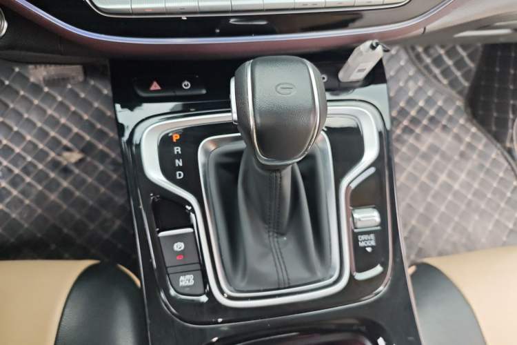 Used GAC Trumpchi M6 2023 PRO 270T DCT Luxury Edition Gear Lever