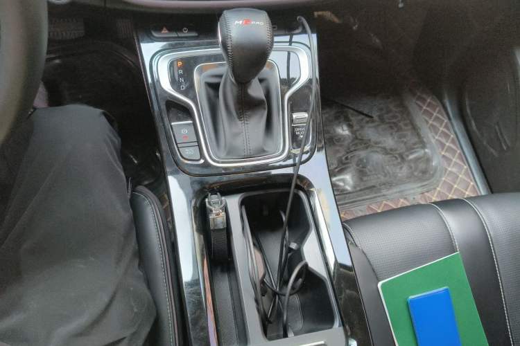 Used GAC Trumpchi M6 2023 PRO 270T DCT Luxury Edition Gear Lever