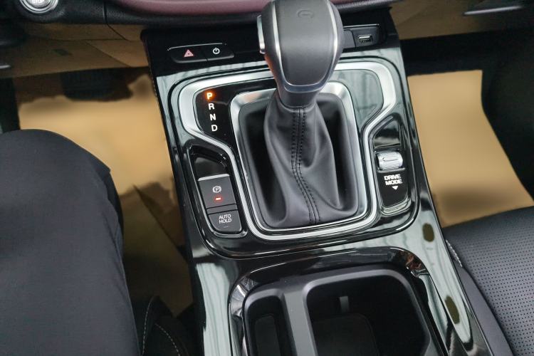 Used GAC Trumpchi M6 2023 PRO 270T DCT Luxury Edition Gear Lever