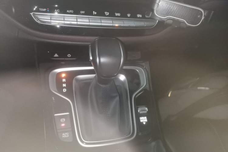 Used GAC Trumpchi M6 2023 PRO 270T DCT Luxury Edition Gear Lever