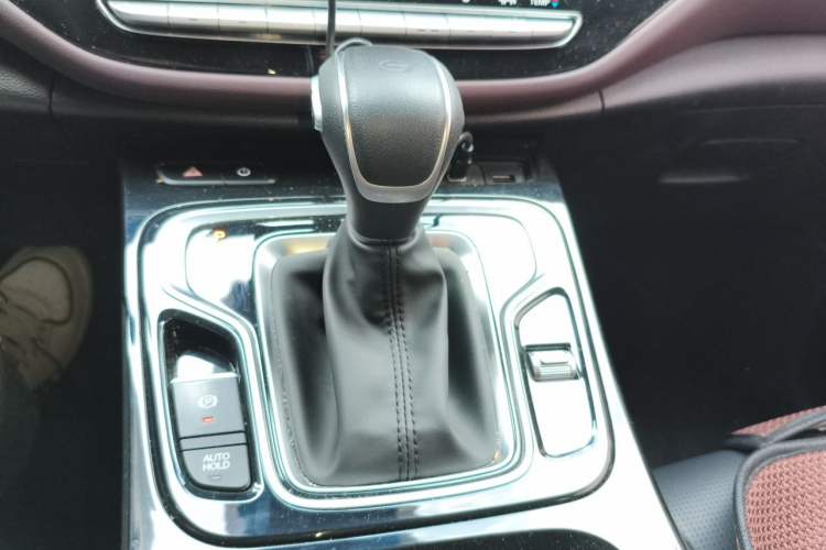 Used GAC Trumpchi M6 2023 PRO 270T DCT Luxury Edition Gear Lever