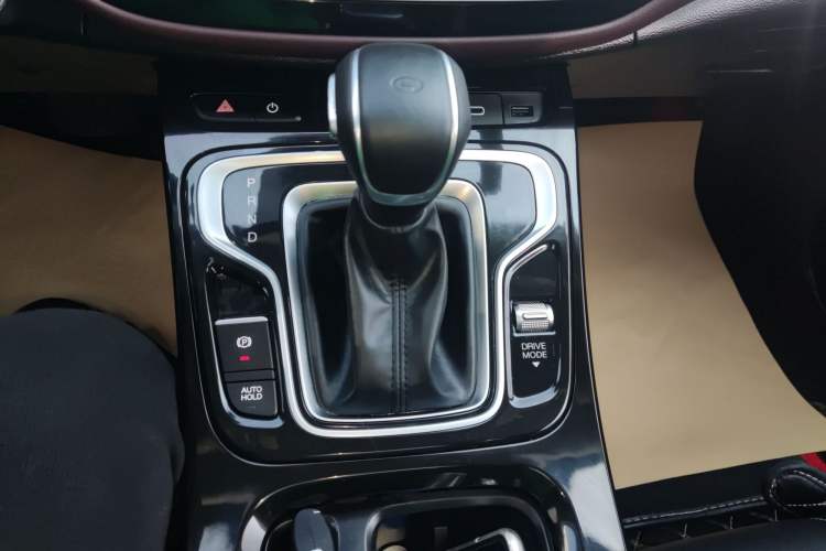 Used GAC Trumpchi M6 2023 PRO 270T DCT Luxury Edition Gear Lever