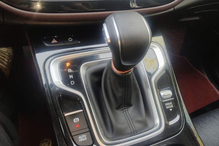 Used GAC Trumpchi M6 2023 PRO 270T DCT Elite Edition Gear Lever