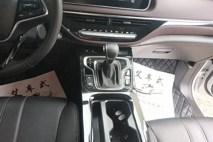 Used GAC Trumpchi M6 2023 PRO 270T DCT Luxury Edition Gear Lever