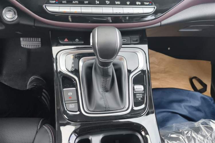 Used GAC Trumpchi M6 2023 PRO 270T DCT Luxury Edition Gear Lever