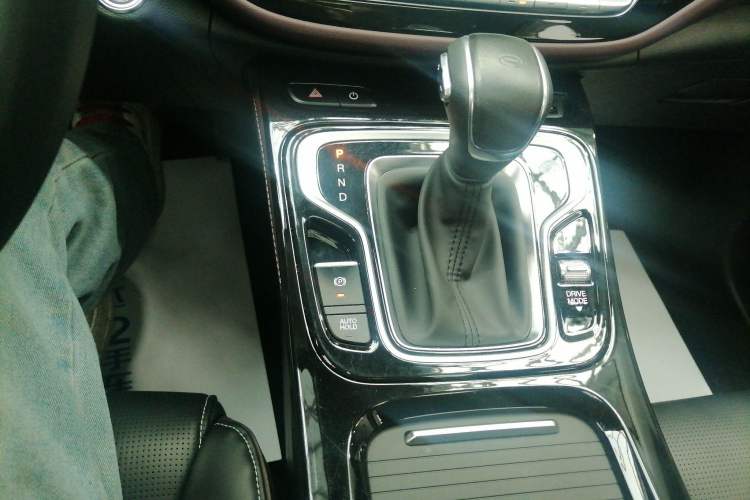 Used GAC Trumpchi M6 2023 PRO 270T DCT Luxury Edition Gear Lever