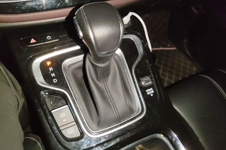 Used GAC Trumpchi M6 2023 PRO 270T DCT Luxury Edition Gear Lever
