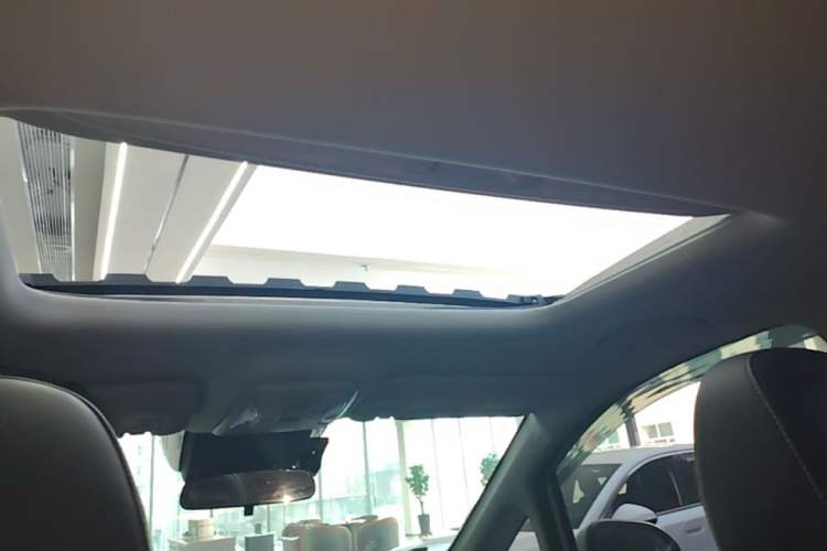 Used GAC Trumpchi M6 2023 PRO 270T DCT Luxury Edition Headliner