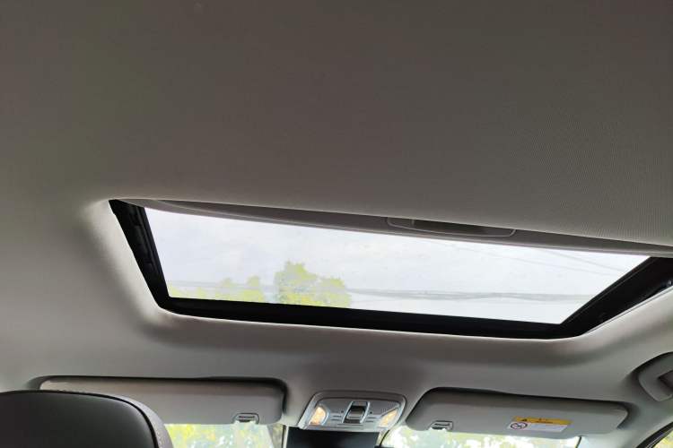 Used GAC Trumpchi M6 2023 PRO 270T DCT Luxury Edition Headliner