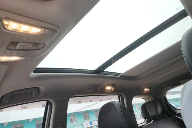 Used GAC Trumpchi M6 2023 PRO 270T DCT Luxury Edition Headliner