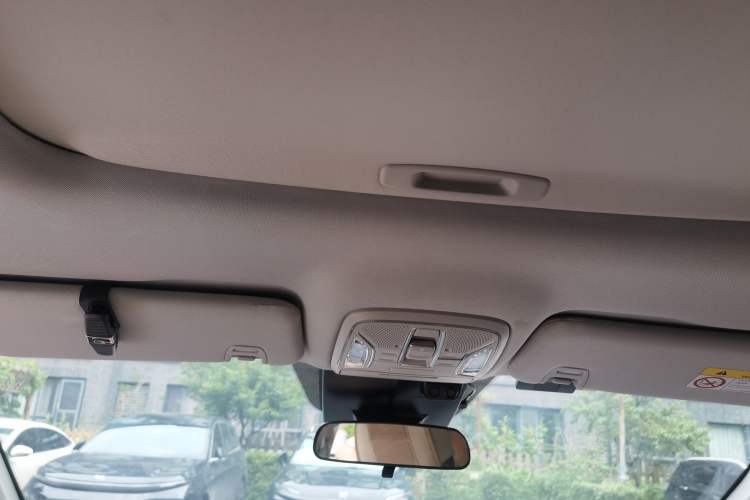 Used GAC Trumpchi M6 2023 PRO 270T DCT Luxury Edition Headliner