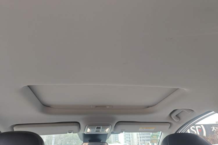 Used GAC Trumpchi M6 2023 PRO 270T DCT Luxury Edition Headliner