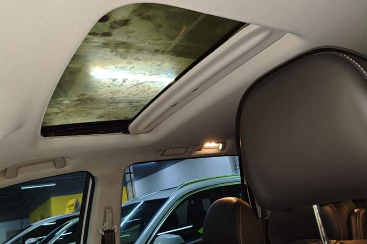 Used GAC Trumpchi M6 2023 PRO 270T DCT Luxury Edition Headliner