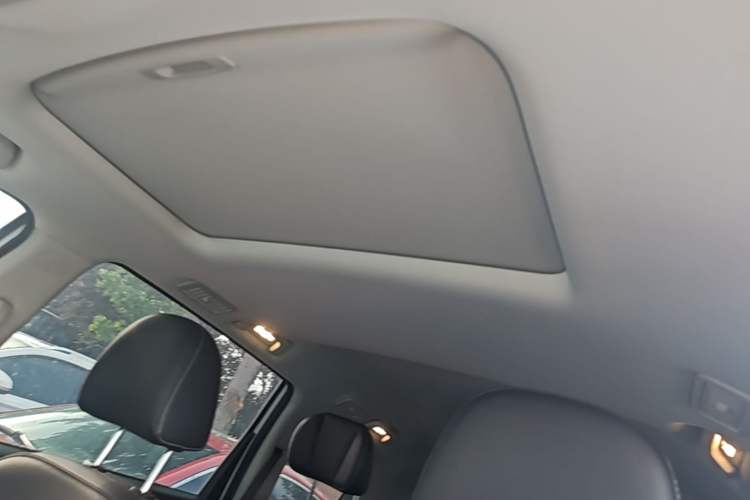 Used GAC Trumpchi M6 2023 PRO 270T DCT Luxury Edition Headliner